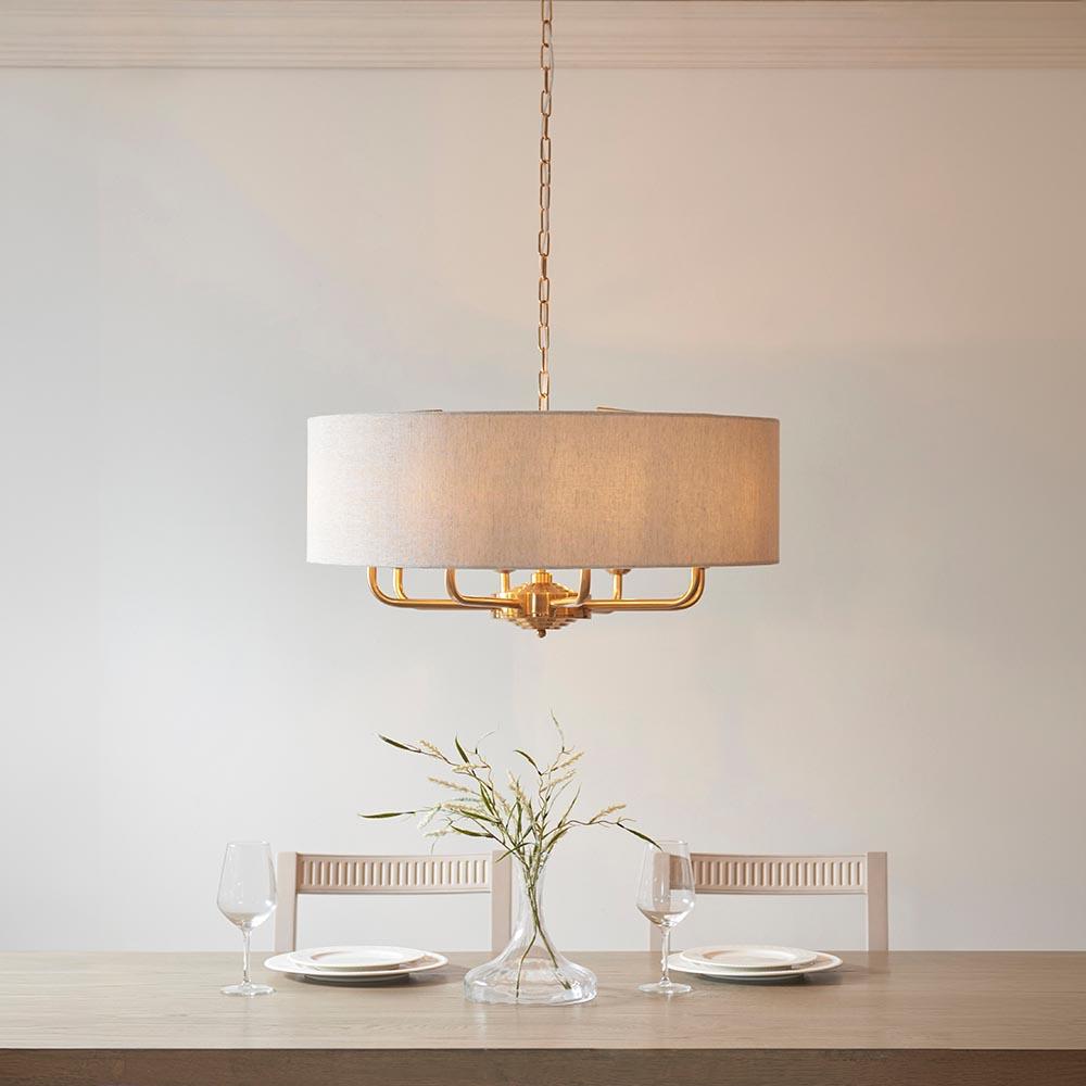 zlaty elegantny mestsky luster okruhly textilny tienom luxus klasicky art deco mestsky byt lampa nad jedalensky stol osvetlenie zavesny.jpg